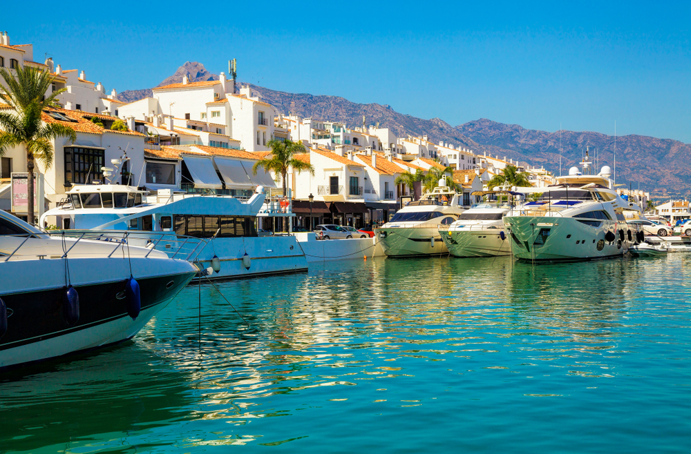 Costs & Prices for Renting a Boat in Marbella