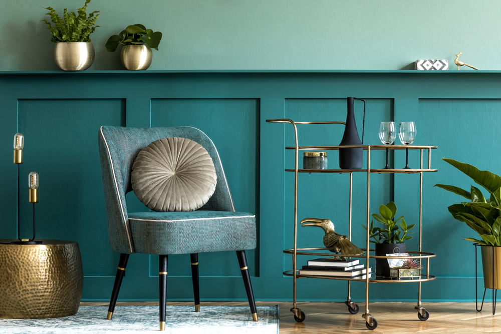 Integration of Art in Staging
